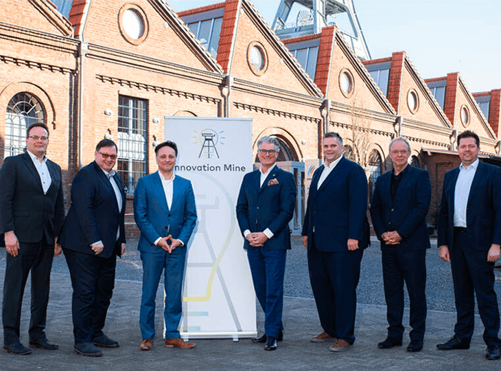 Gruppenfoto Erfahrungsaustausch Künstliche Intelligenz